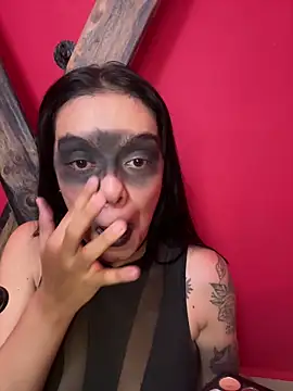 Czat XXX na żywo – Foxy_Assh_