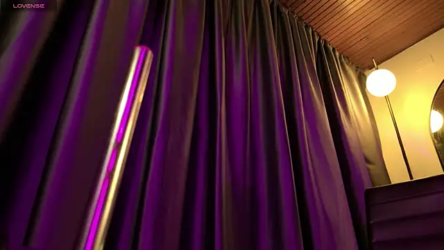 Angel_Sttar 在線直播表演