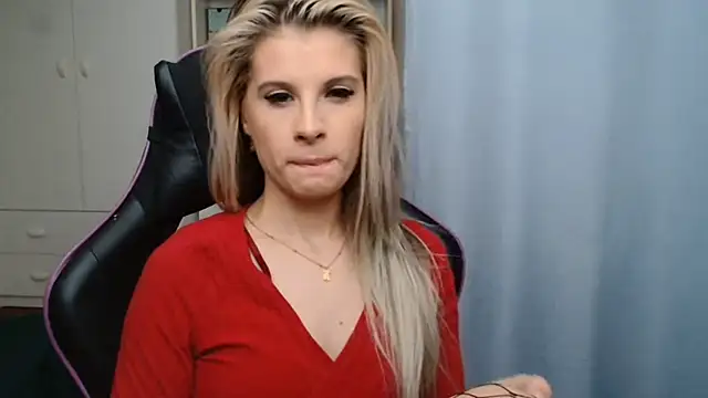 KristineGlow Adlı Modelin Canlı XXX Sohbeti