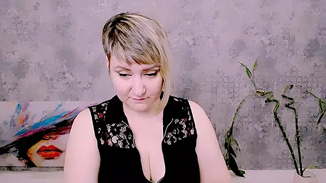 Živý XXX chat Djullia