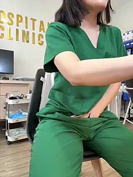 secretly_masturbating Show Webcam