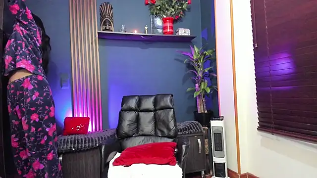 AdeleMourfg 라이브 XXX 채팅