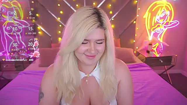CocoSecretss' Live XXX Chat