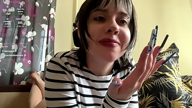 AueshaSimon Webcam Show