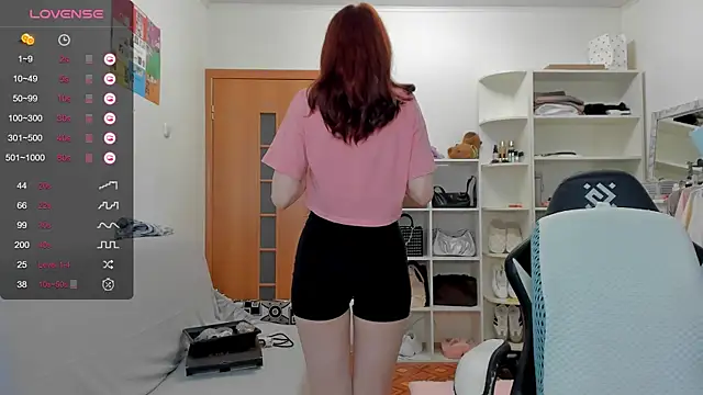 broosnica1's Live XXX Chat