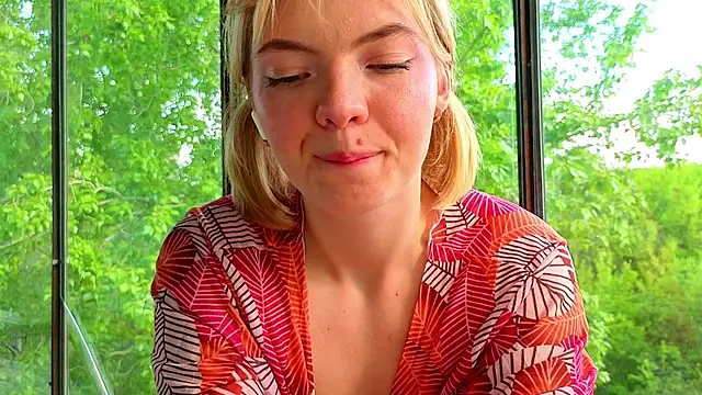 MelinaBunnyyy's Live XXX Chat