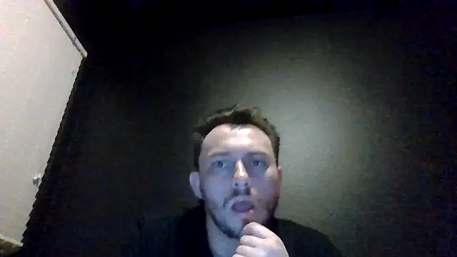 tallhungcloudzz's Live XXX Chat