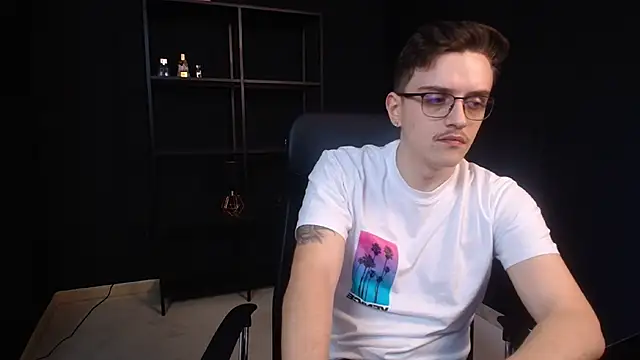 Онлайн чат XXX FelixStarkk