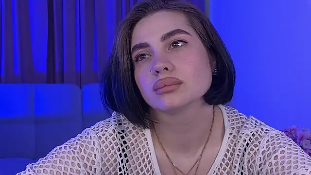 AdrianaToress: онлайн-секс-чат