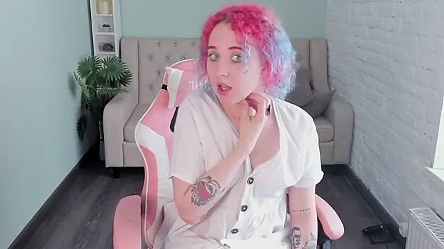 ScarlettSparkss Adlı Modelin Canlı XXX Sohbeti