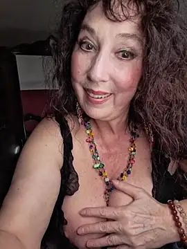 GypsyEsmeralda's Live XXX Chat