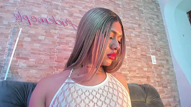 Dreams_Chloe webcam show