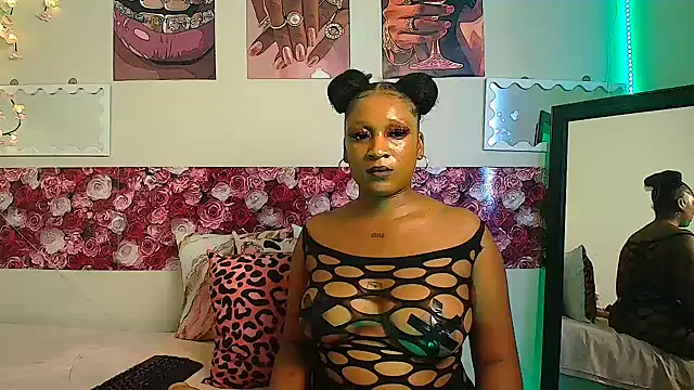 EnchantingLisa's Live XXX Chat