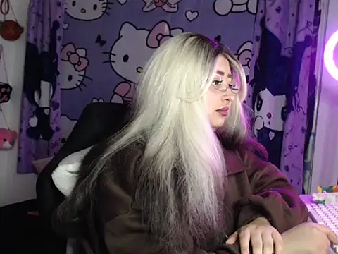Živý XXX chat lussyevans24