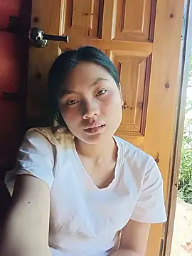 Hilary-123 现场XXX聊天