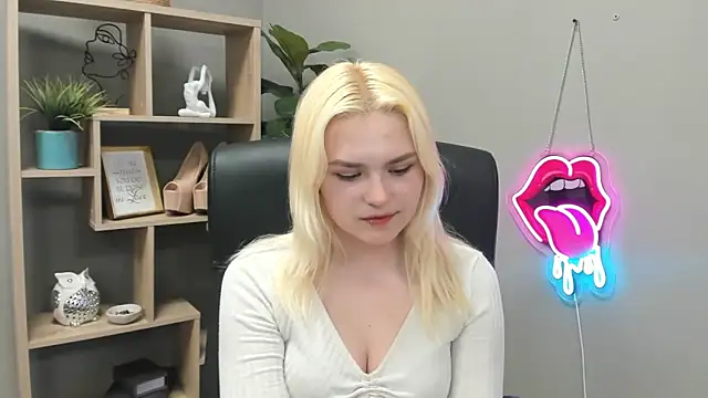SweetLilyxo's Live XXX Chat