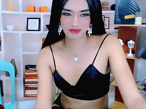 Queeny_Cassandra Adlı Modelin Web Kamerası Şovu