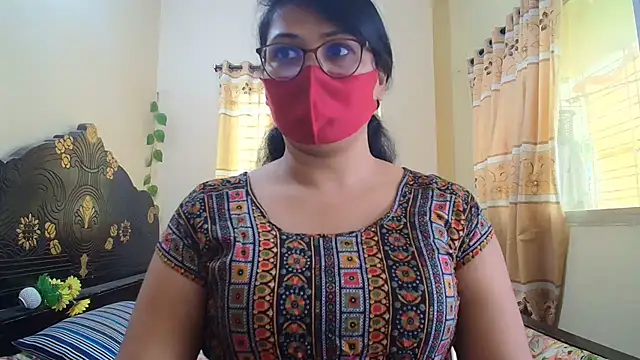 Elena_cruz5's Webcam Show