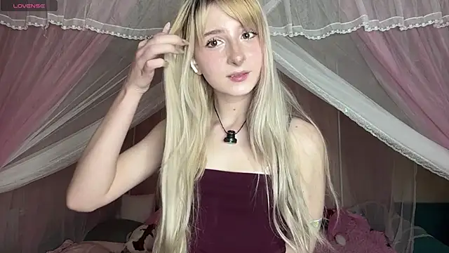 Chatroom XXX en direct de OnlyEva1
