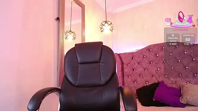 Amara_Davis1 现场XXX聊天