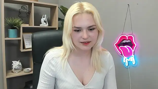 SweetLilyxo's Live XXX Chat