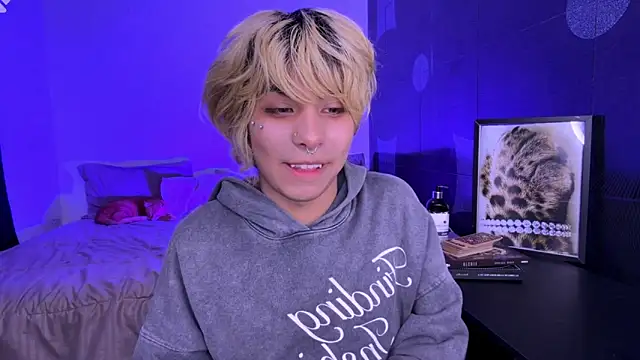 Aronn_44 – Naživo XXX chat
