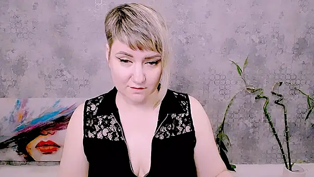 Djullia's Live XXX Chat