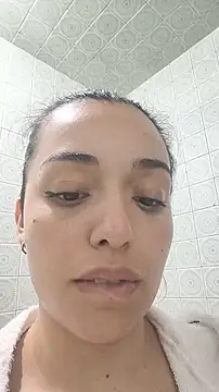 CAYLINCOLLINS Adlı Modelin Canlı XXX Sohbeti
