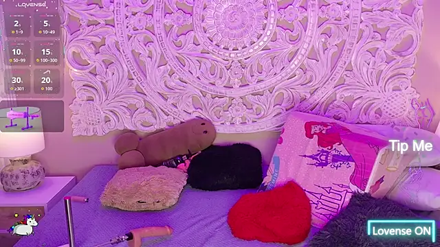 MalaikaBrown live XXX chat
