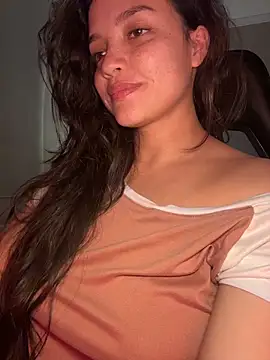 MisFrekcles_'s Live XXX Chat