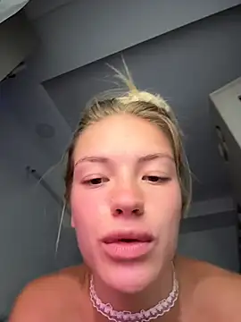 Chat +18 de -Sexy_Barbie- ao vivo