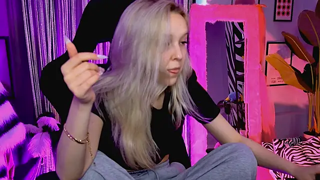 Czat XXX na żywo – MaoqiBeverly