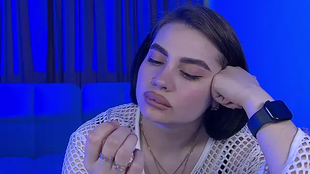 AdrianaToress Live XXX-chat