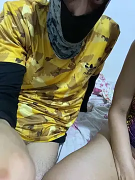 Revoo69xx Adlı Modelin Canlı XXX Sohbeti