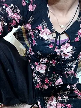 Naughty_AdaのライブXXXチャット