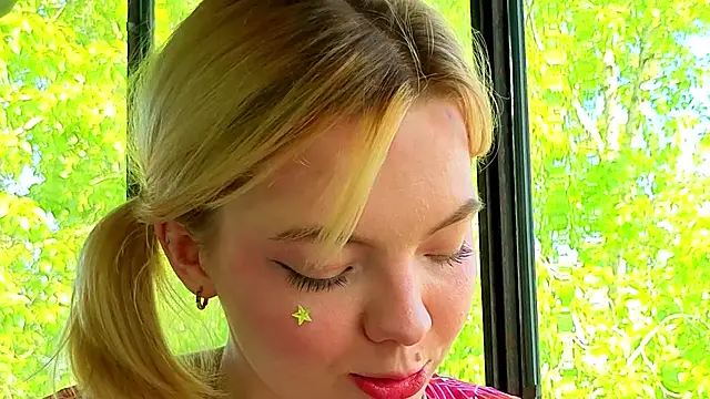 Chat XXX ao vivo de MelinaBunnyyy