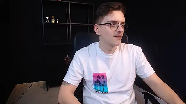 Chat XXX Live FelixStarkk