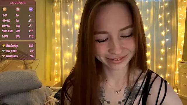 VikiRewilds Chat XXX live