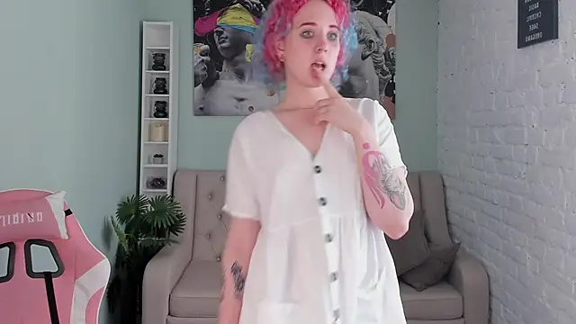 ScarlettSparkss: вебкам-шоу