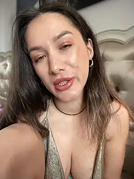 HotXMom_'s Live XXX Chat