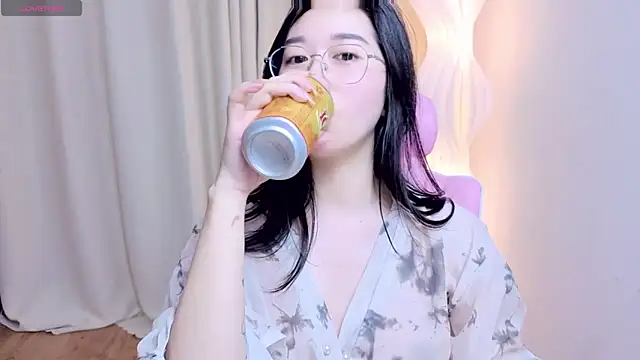 Czat XXX na żywo – Miu-999