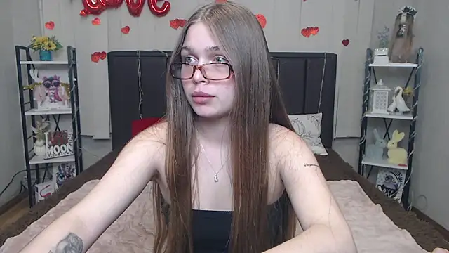 Онлайн чат XXX LaraPika