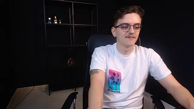 Chat XXX Live FelixStarkk