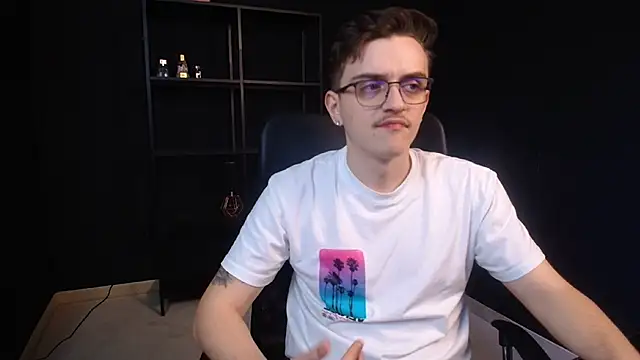 FelixStarkk 网络视讯表演