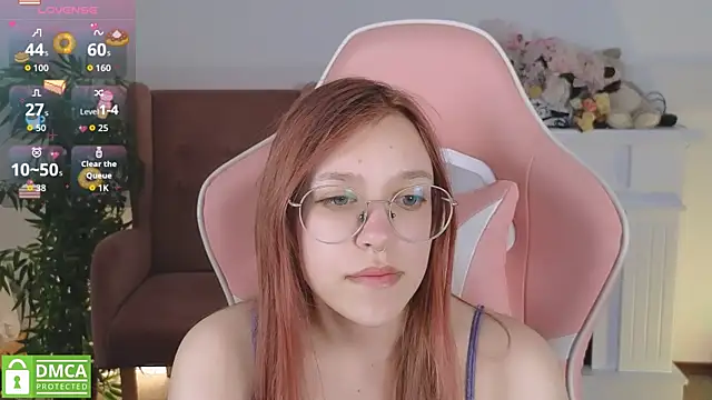 Онлайн чат XXX LayriantaVee