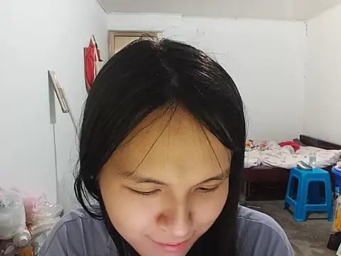 RebelAura 在線直播表演