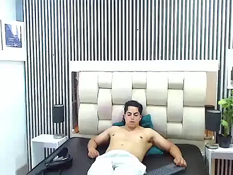 Alex_Wolft Live XXX Chat