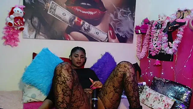 Chat XXX ao vivo de Moreish-06