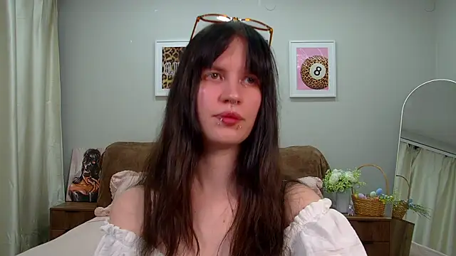 Chatroom XXX en direct de VivianCaro