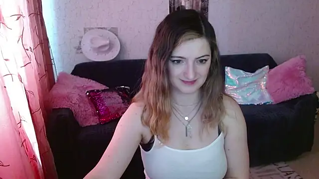 Arielsssplash Adlı Modelin Canlı XXX Sohbeti